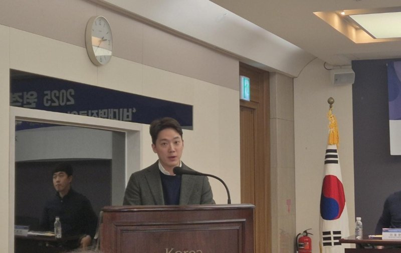 "의·약사에 환자도 원해… 비대면진료 법제화 속도를"