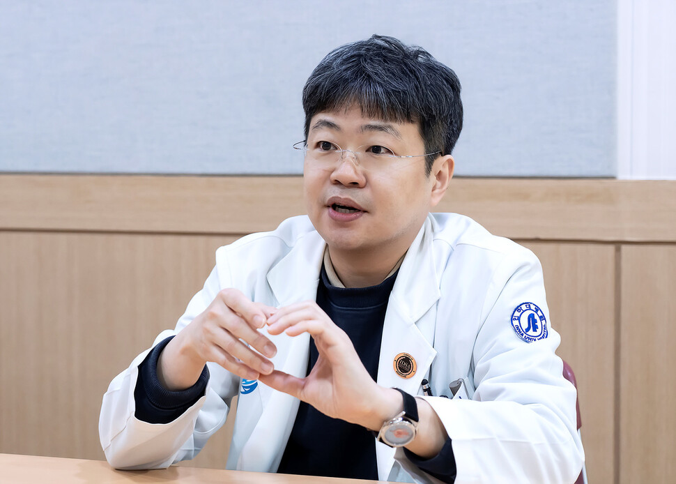 “감기인 줄 알았는데”…뇌수막염, 24시간 내 사망할 수도 [건강한겨레]